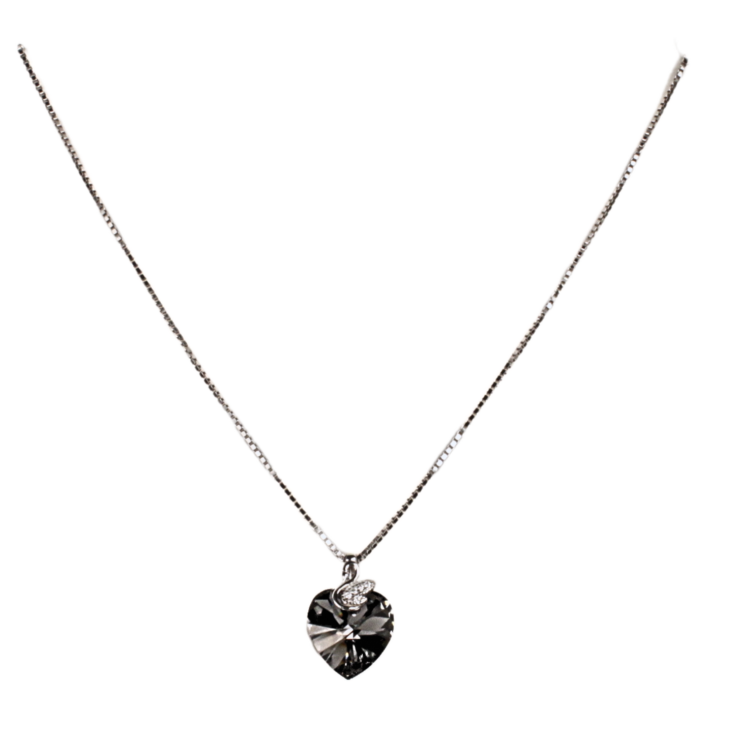 A Silver Cristal Heart Shape Necklace