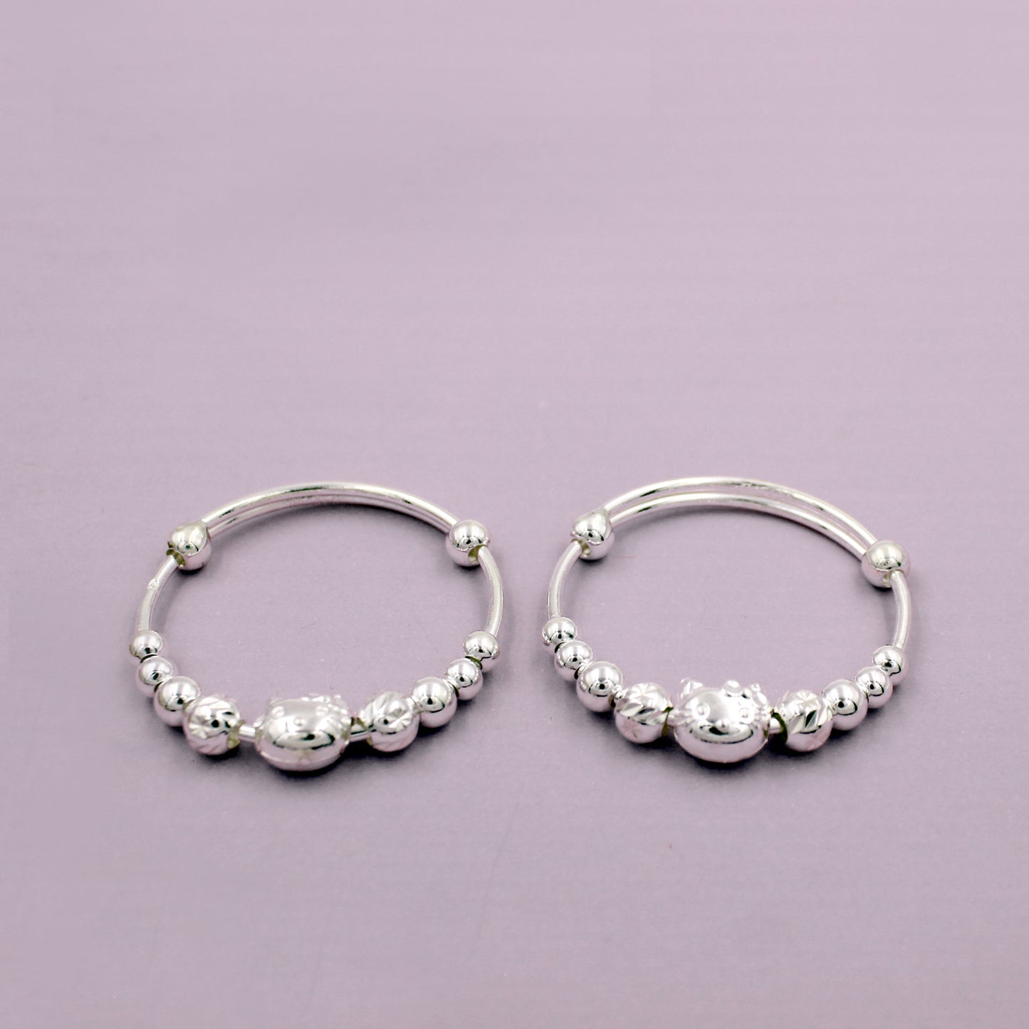 Silver Kitty With Ball Beads Kada