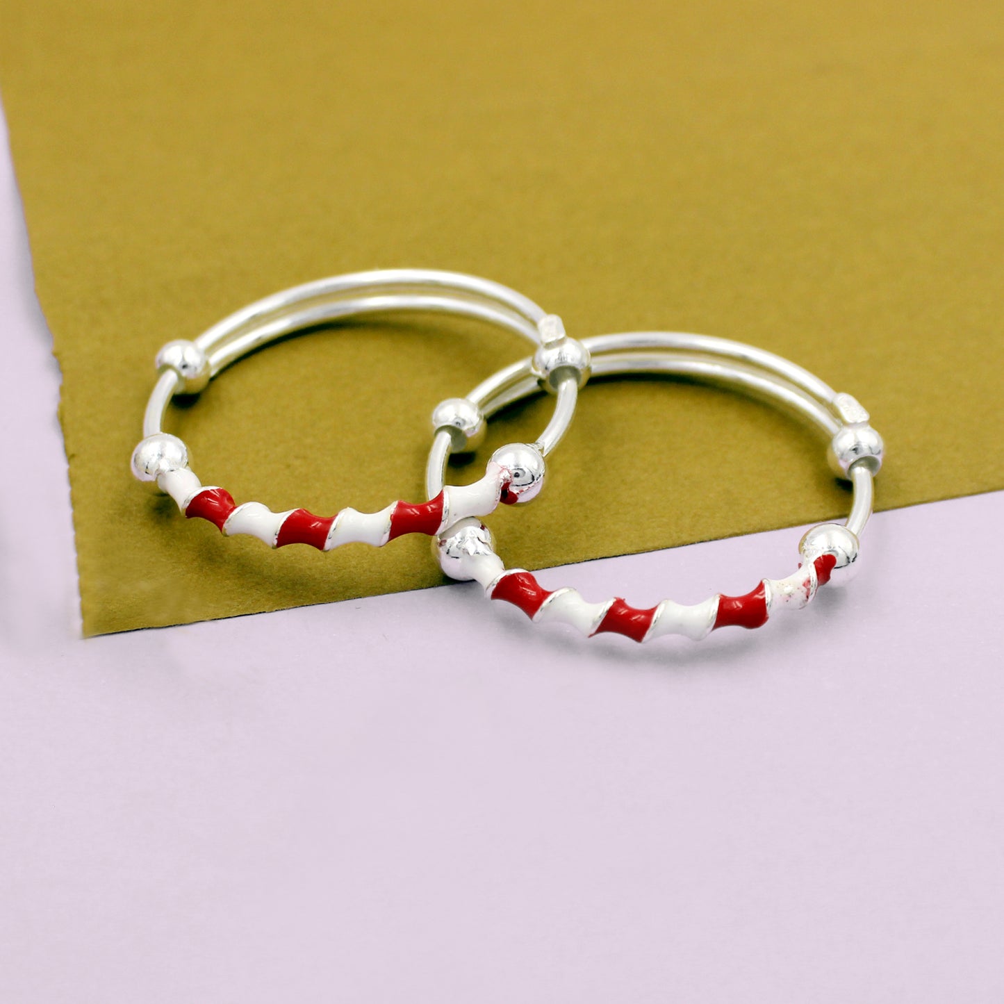 Ball Beads With Red And White Kada