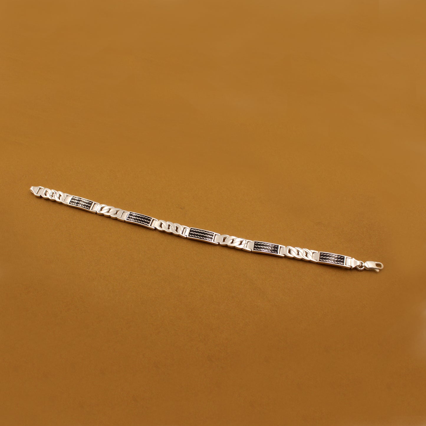 Dual Tone Classic Link Bracelet