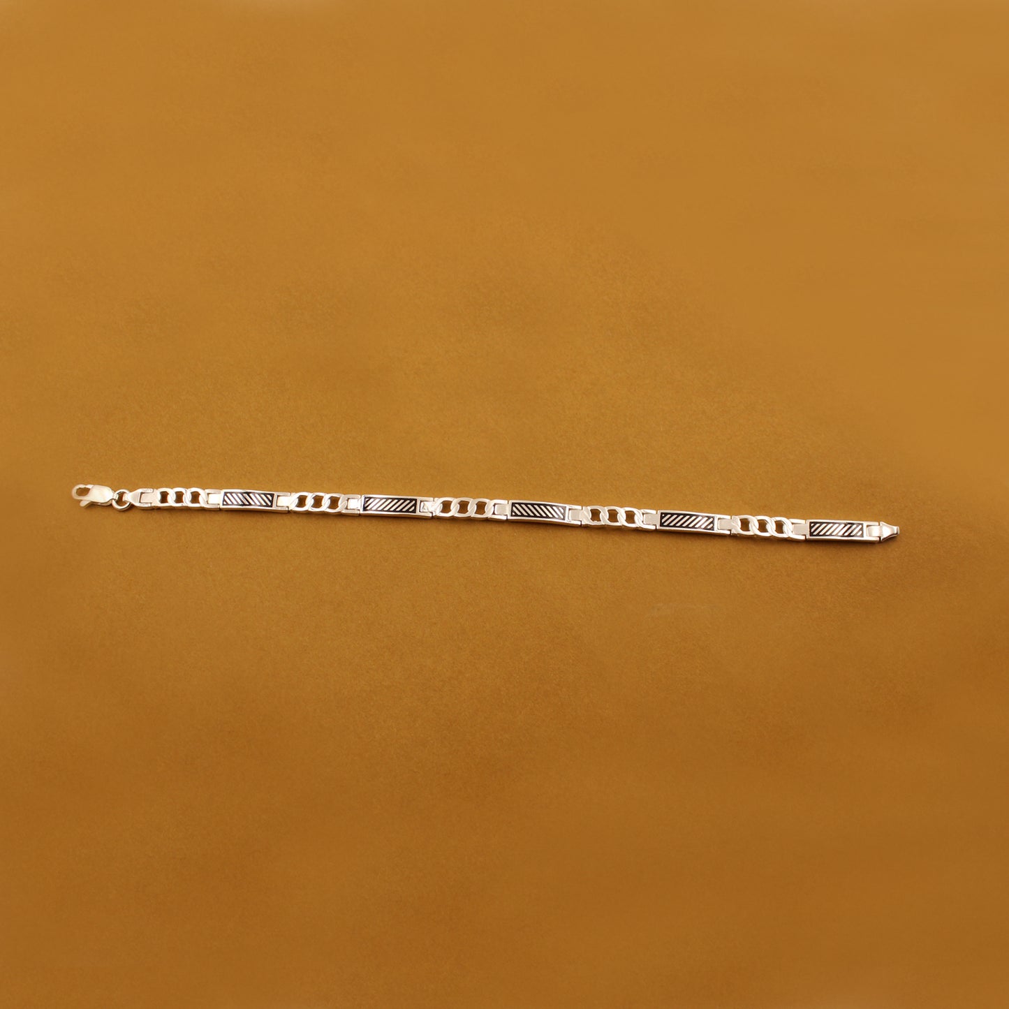 Textura Silver Link Bracelet