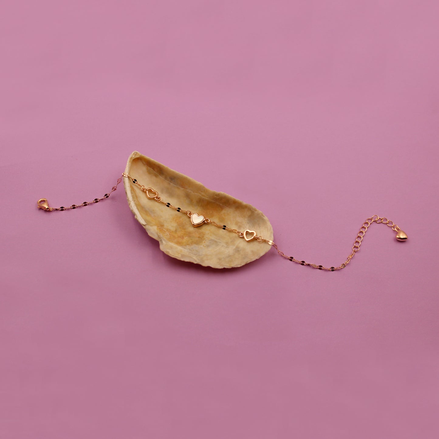 Shimmering Heart Bracelat