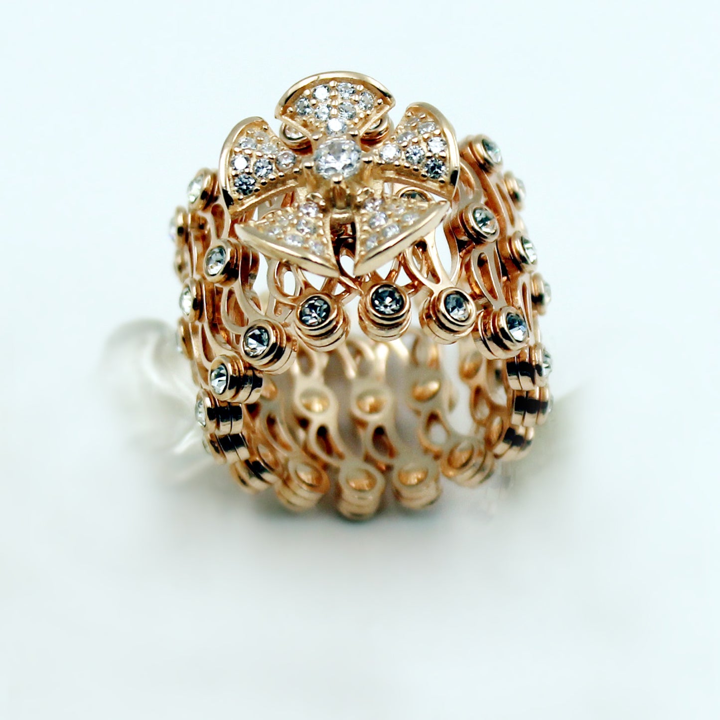 Supple Bracelet With Stone Flower