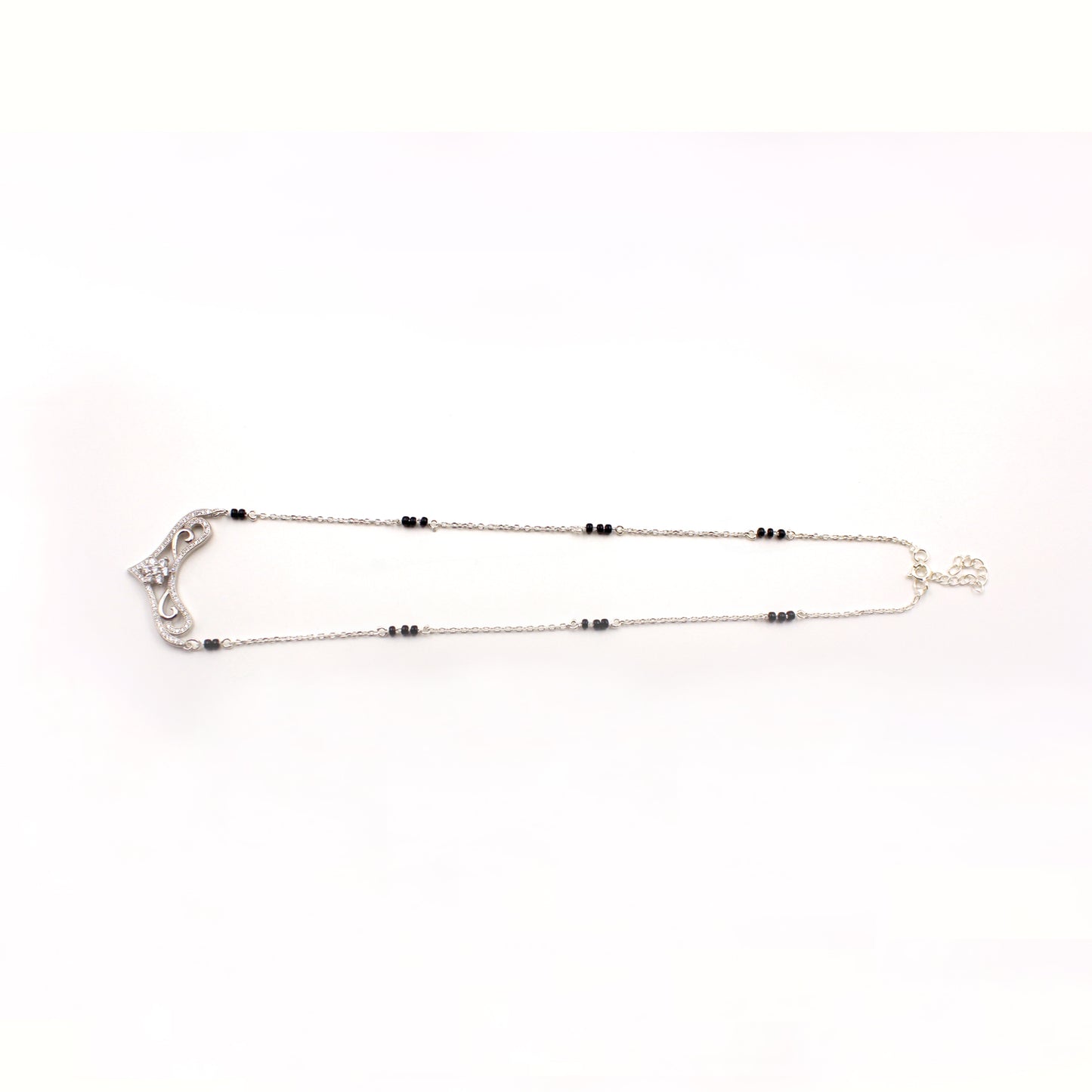 Silver Enchanted Knot With Stud Flower Magalsutra