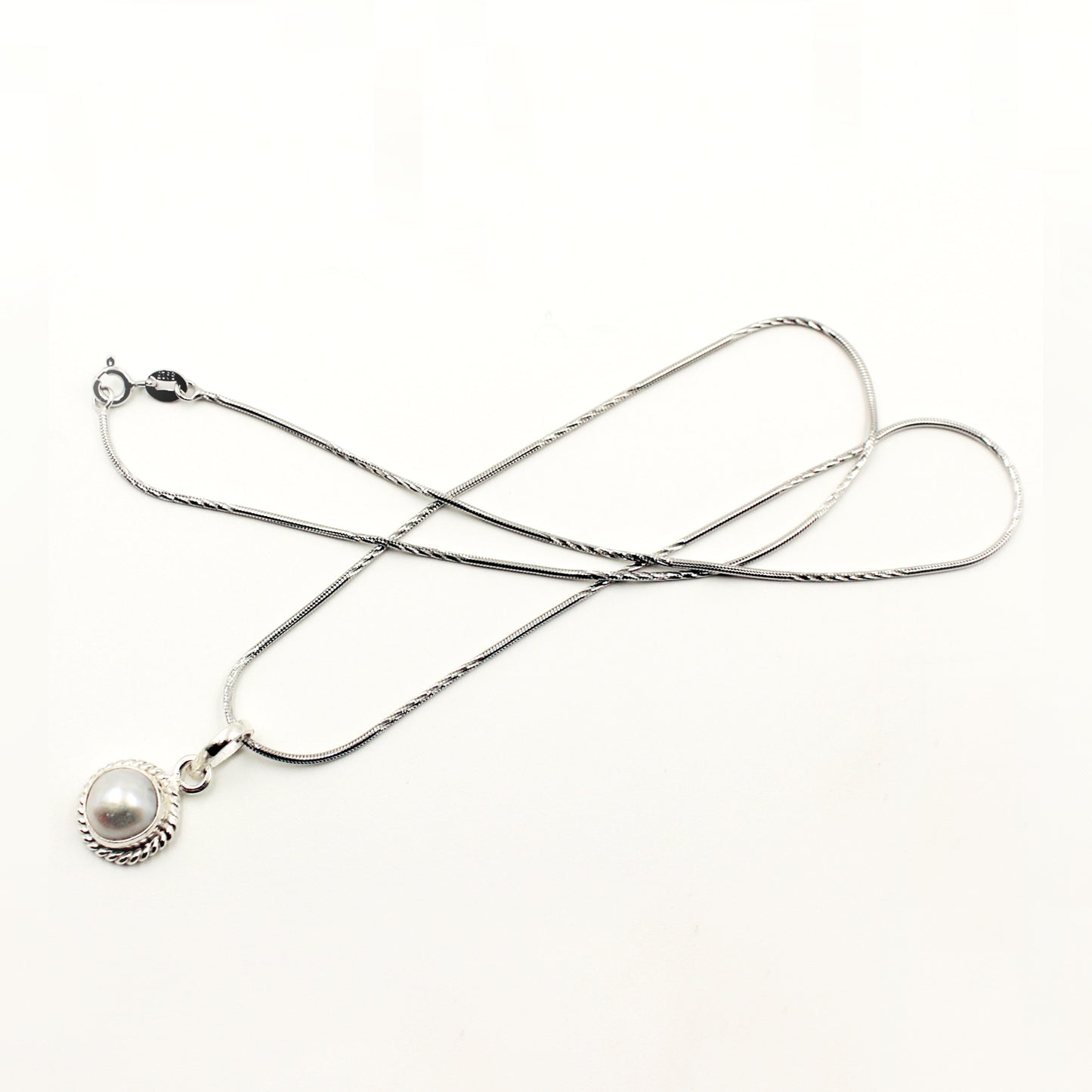 Silver Pretty In Pearl Pendant