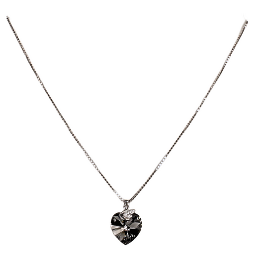 A Silver Cristal Heart Shape Necklace