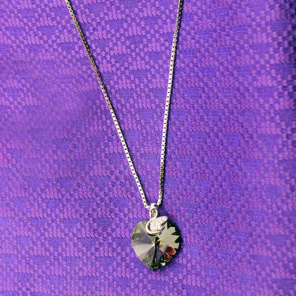 A Silver Cristal Heart Shape Necklace