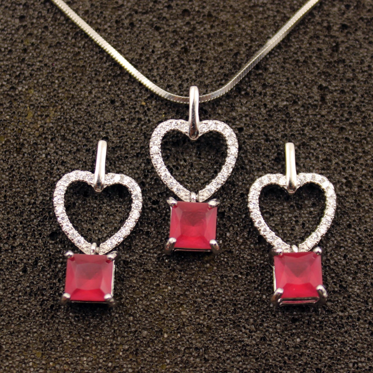Silver Heartlet Glow Set