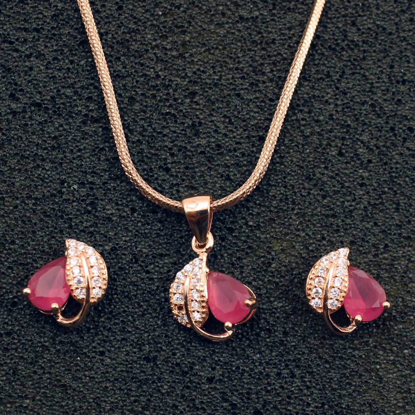 Rose Gold Minimal Leaf Set