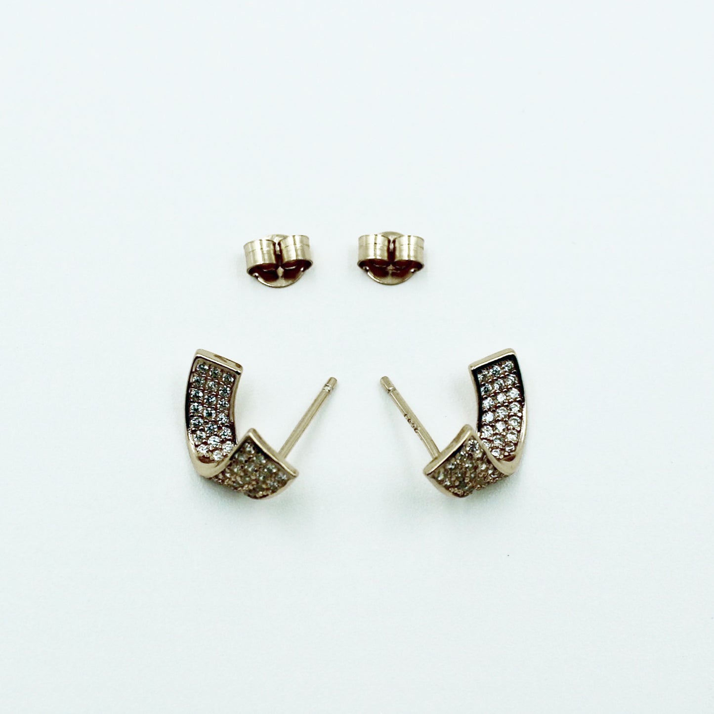 Rose Gold Wave Fancy Earring